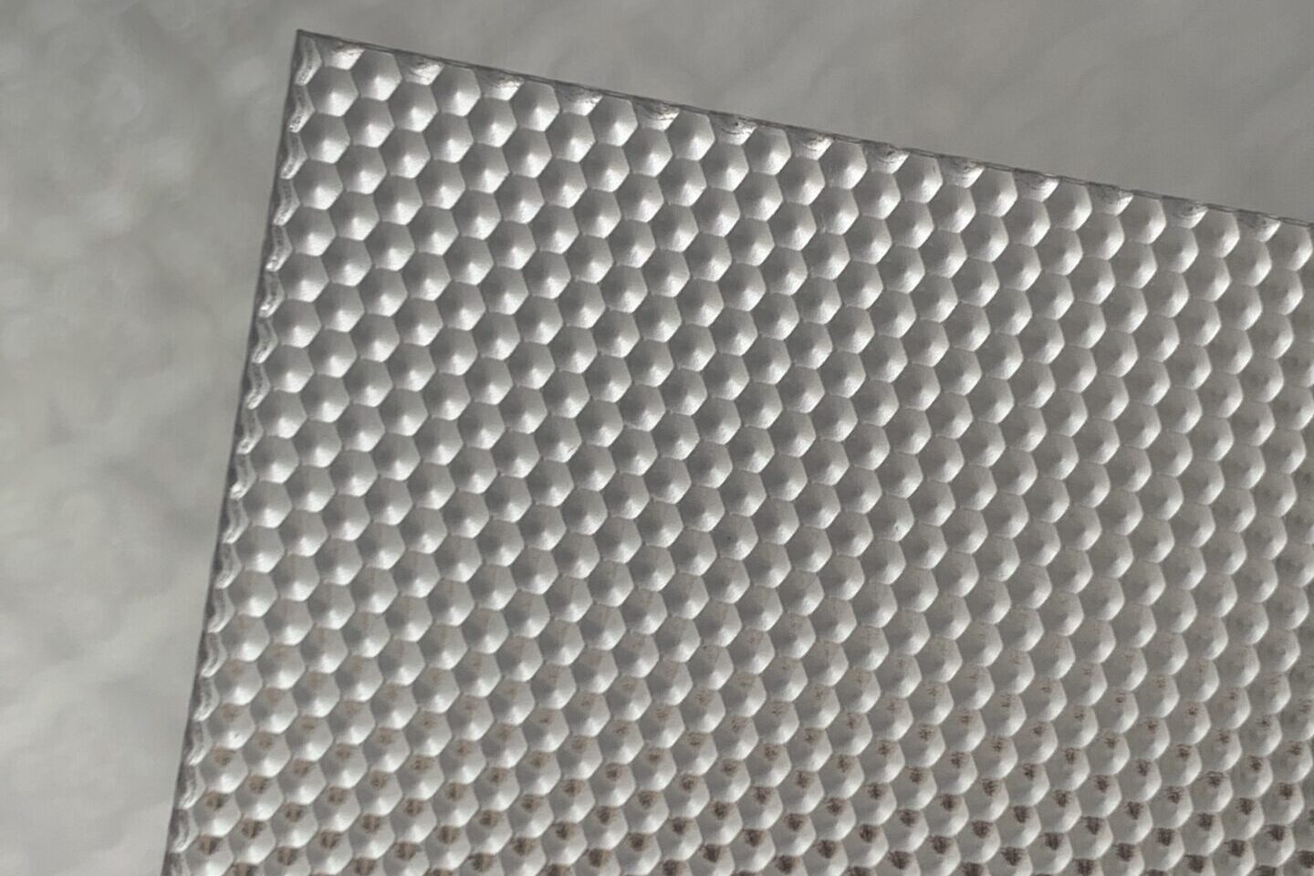 Best Microprismatic sheet for UGR