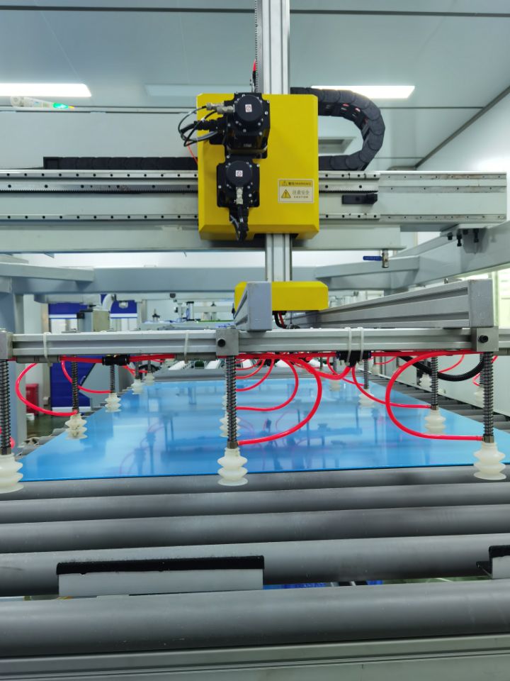 Hexatron engineering team inspecting LGP and optical film quality