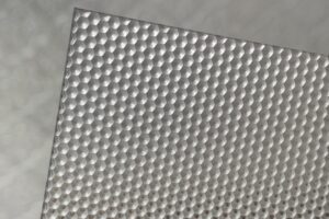 Best Microprismatic sheet for UGR