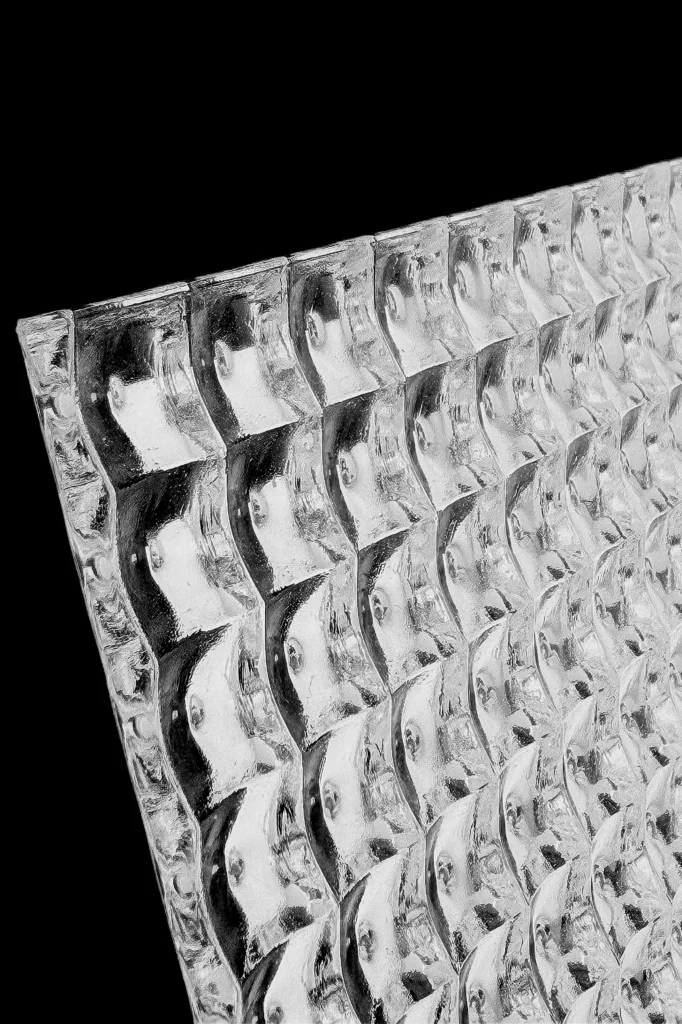 Plexicube prism microprismatic optical sheet for LED lighting diffusion